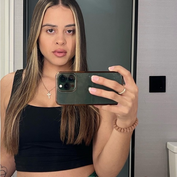 Meet your Posher, Genesis - Picture 1 of 11